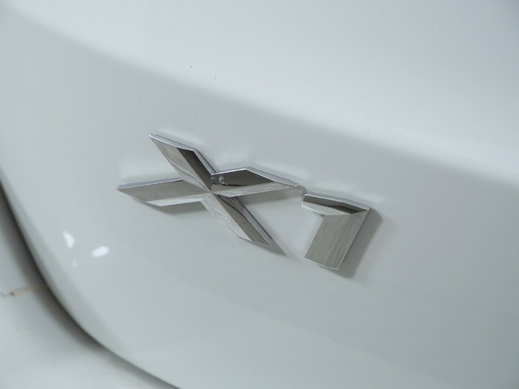 New 2027 Alpine White BMW xDrive28i image 13