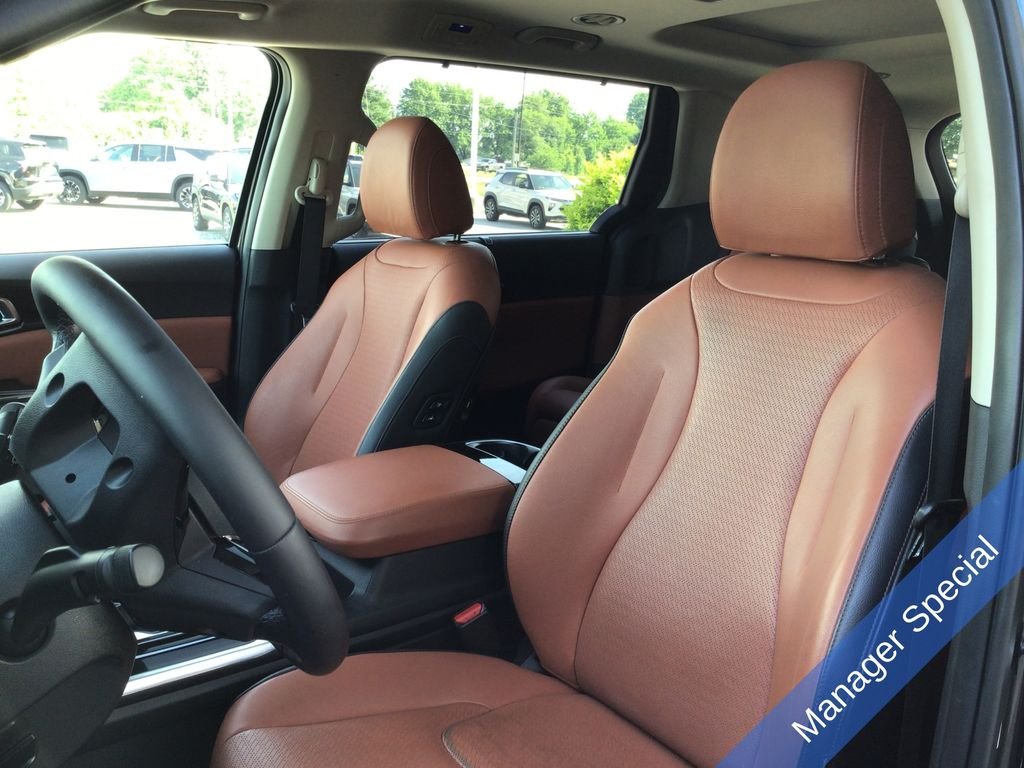 Used 2023 Gray Kia SX Prestige image 24