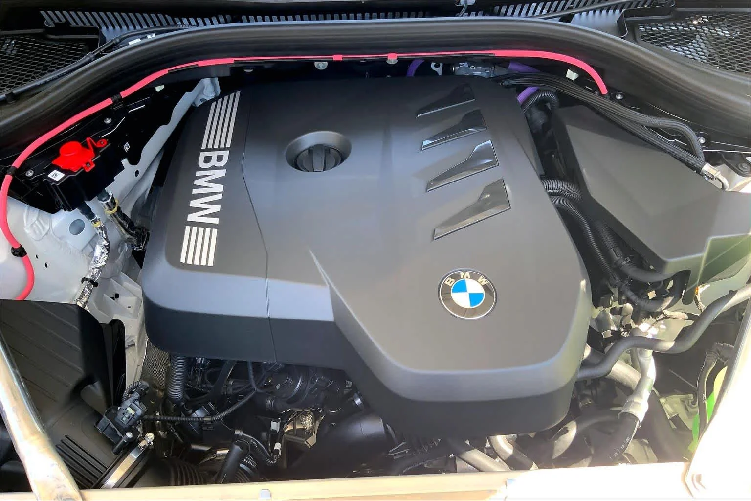 New 2026 Mineral White Metallic BMW 30 xDrive image 17
