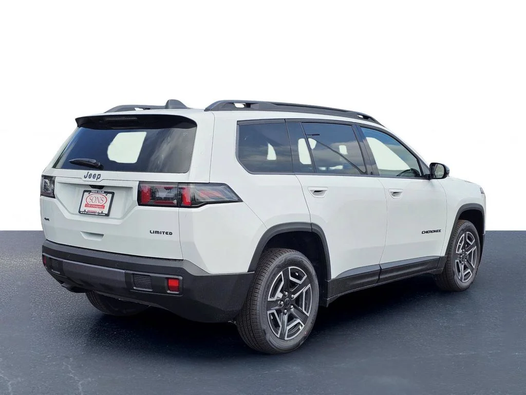 New 2026 Bright White Clear-Coat Exterior Paint Jeep Limited image 8