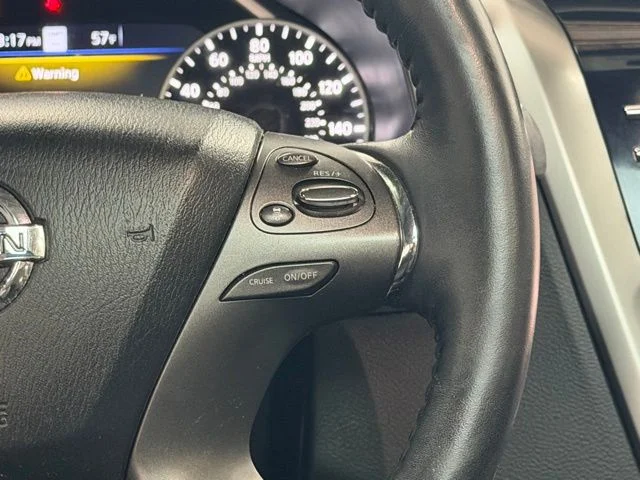 Used 2020 Gray Nissan Platinum image 17