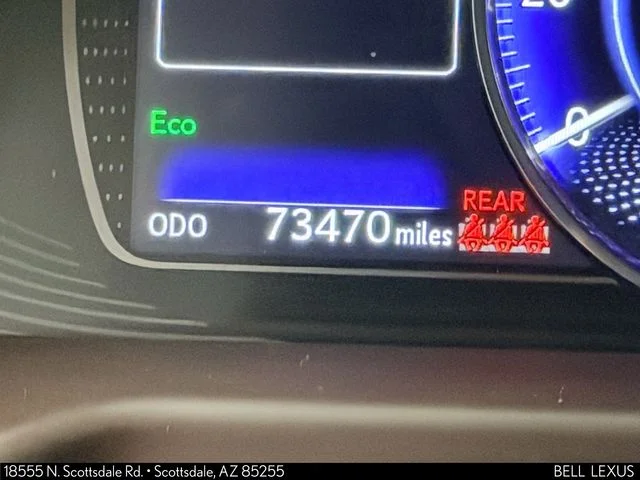 Used 2019 Red Lexus 300h image 23