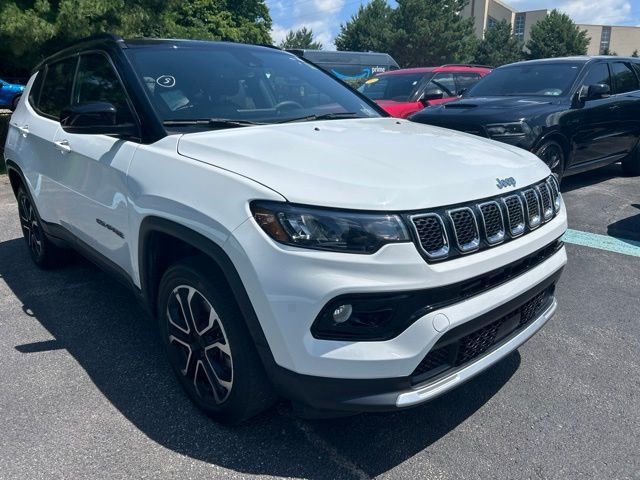 Used 2023 White Jeep Limited image 4