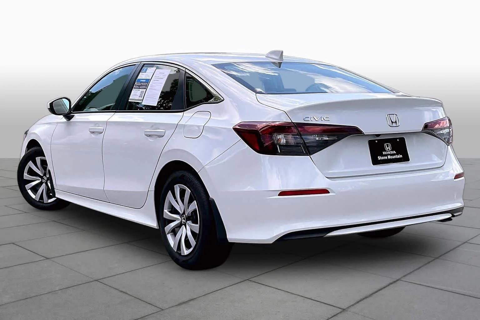 Used 2025 Platinum White Pearl Honda LX image 12