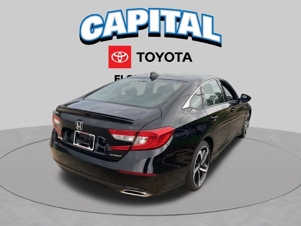Used 2022  Honda Sport image 16