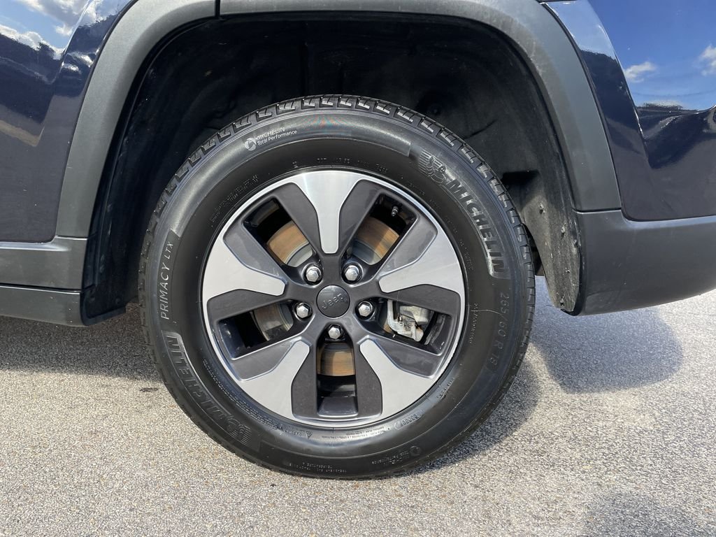Certified Used 2024 Black Jeep 4xe image 10