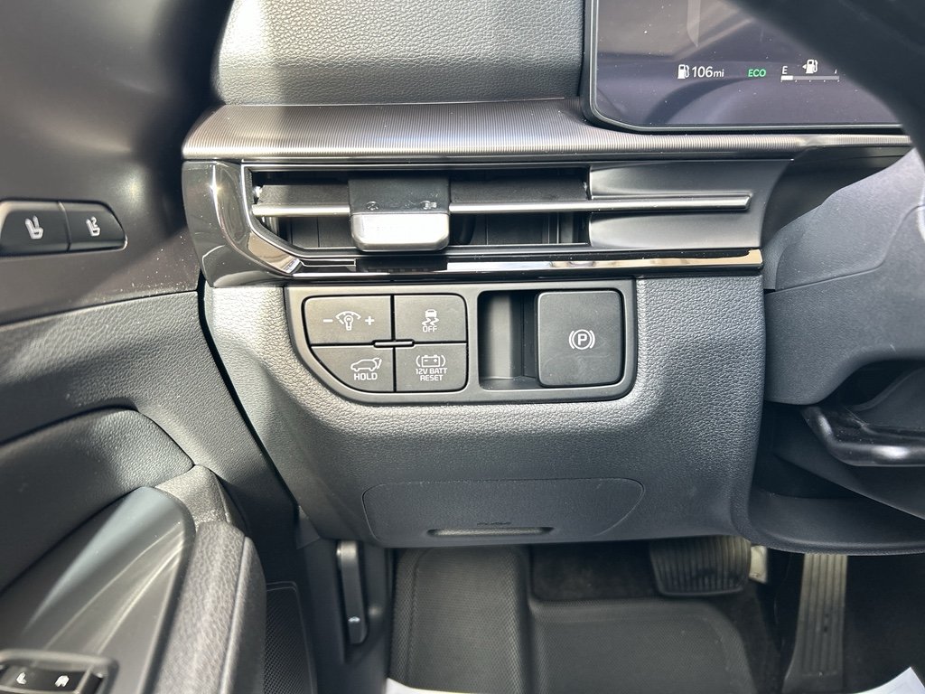 New 2026 Gravity Gray Kia SX Prestige image 28