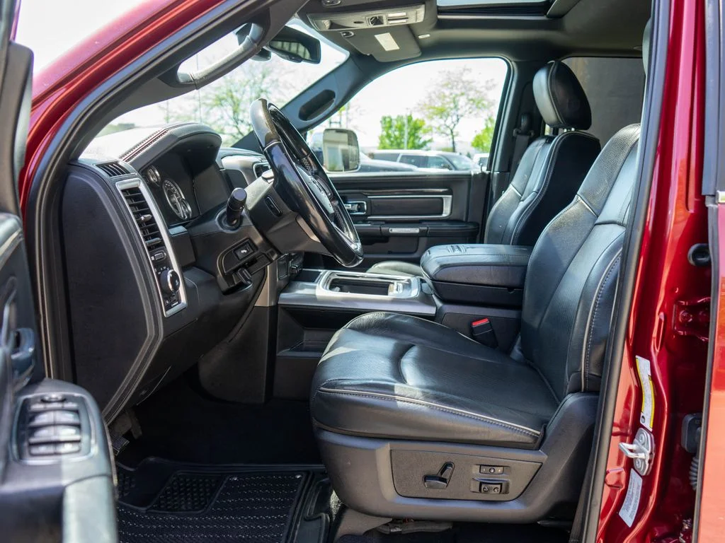 Used 2017 Red Ram Laramie Longhorn image 11
