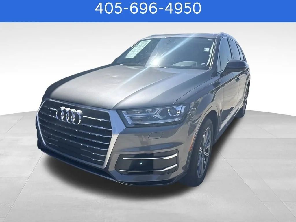 Pre-Owned 2019 Audi Q7 SE Premium