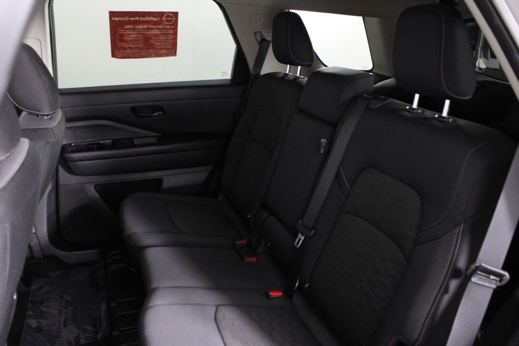 2024 Nissan Pathfinder SV - Photo 20