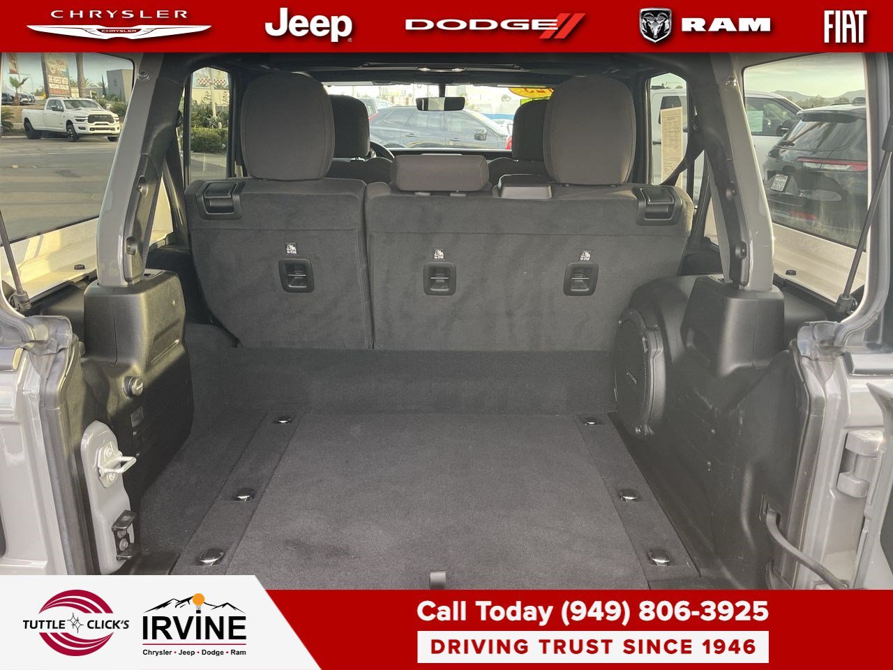 Used 2023 Sting-Gray Clearcoat Jeep Rubicon image 34