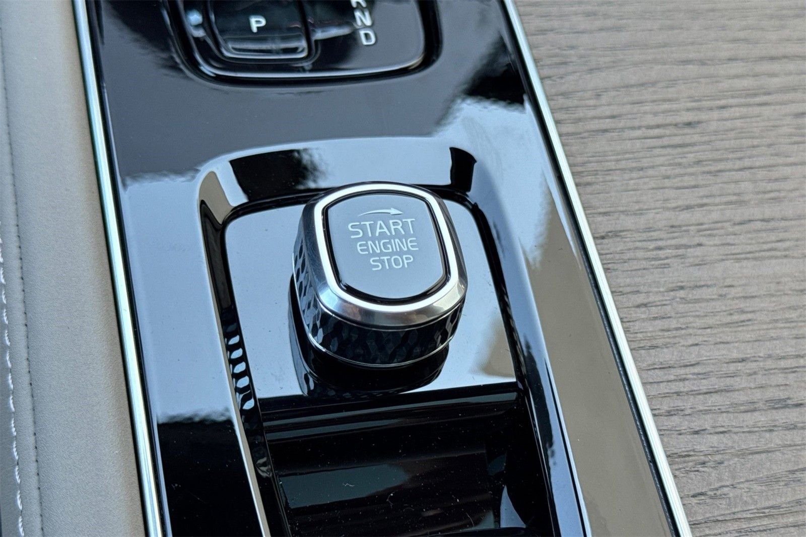 2026 Volvo XC90 Plus - Photo 23