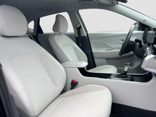 Used 2024 Abyss Black Hyundai SEL image 15