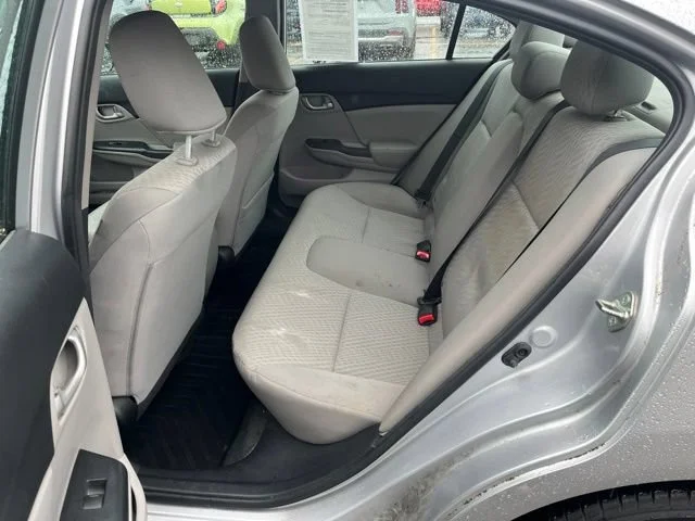 Used 2015 Alabaster Silver Metallic Honda LX image 13