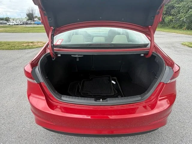 Used 2018 Scarlet Red Hyundai SEL image 9