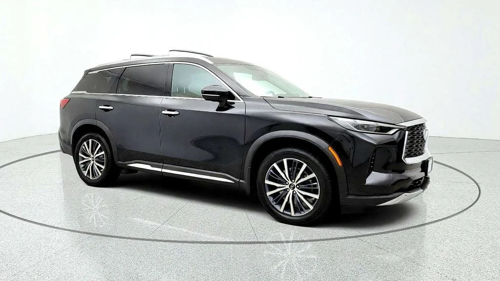 Used 2022 Mineral Black INFINITI SENSORY AWD image 3