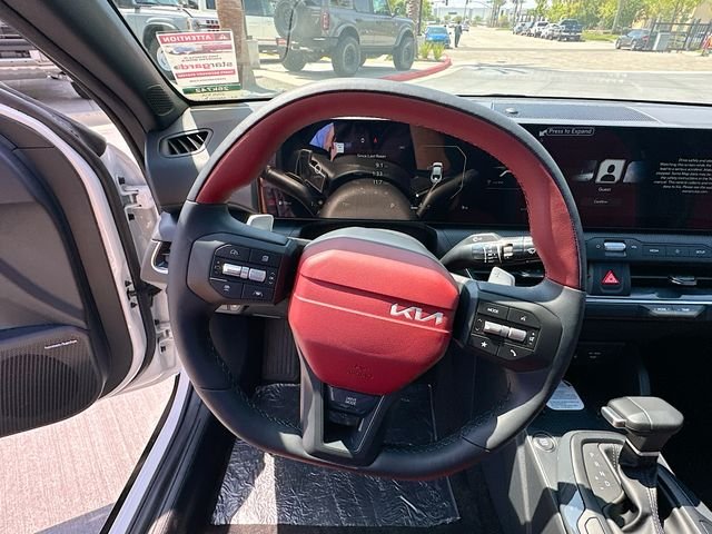 New 2026 Snow White Pearl Kia GT-Line image 11