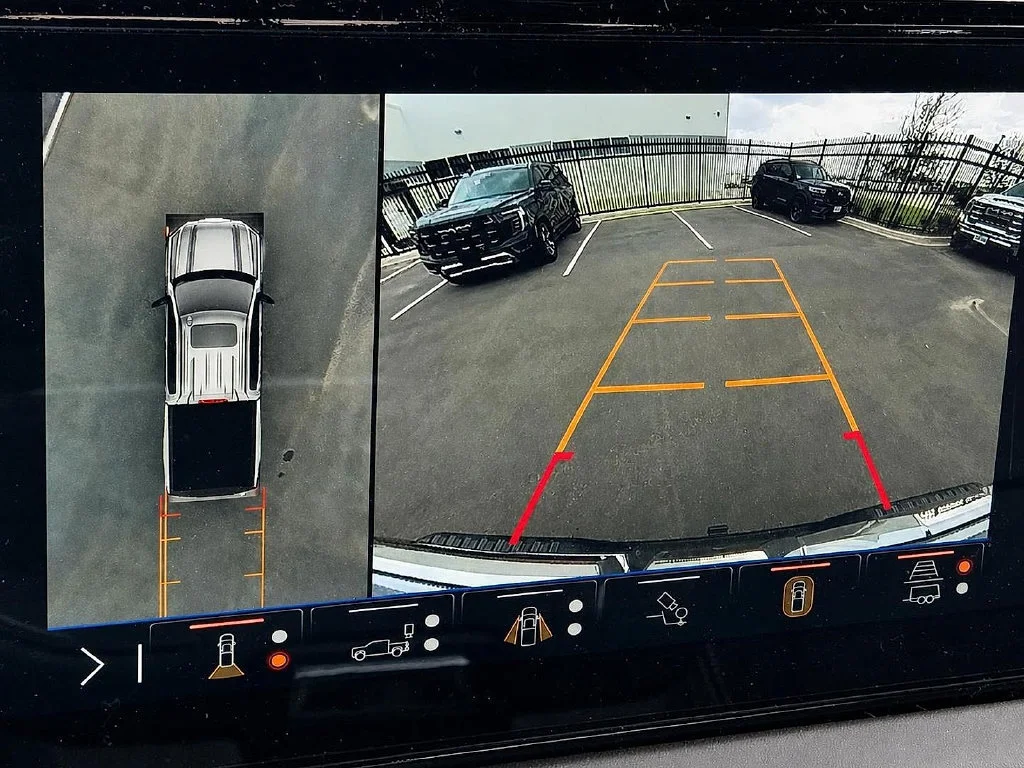2026 GMC Sierra 1500 AT4X - Photo 18