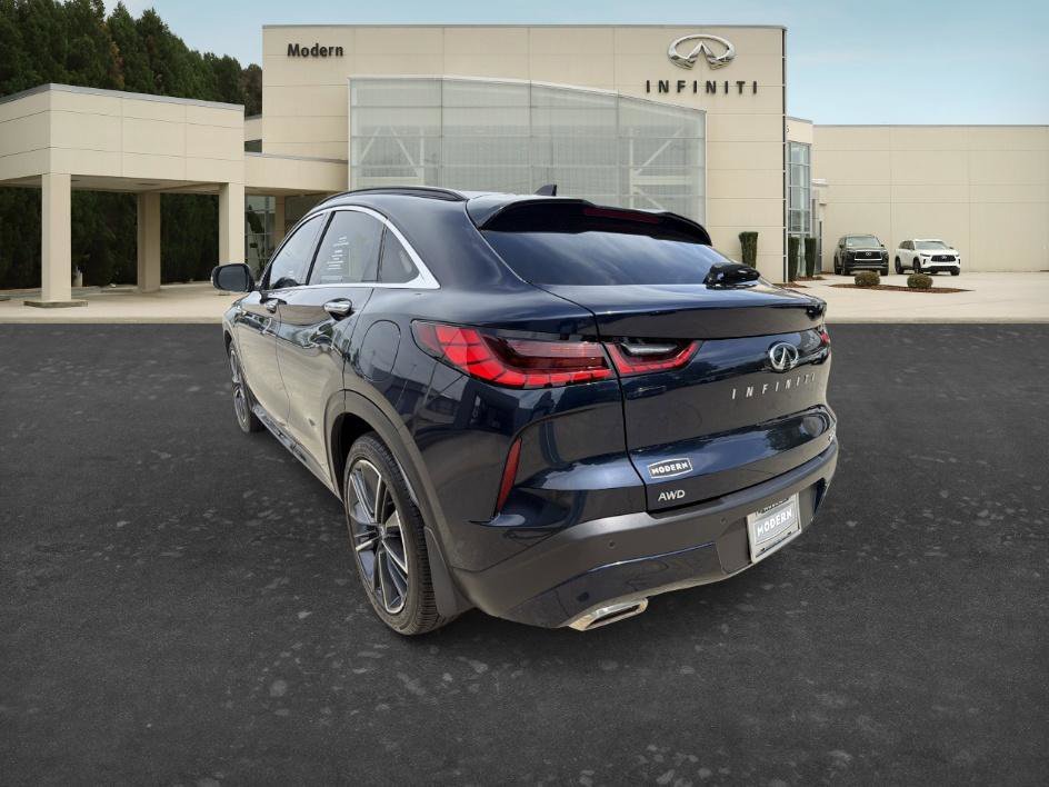 Certified Used 2025 Hermosa Blue INFINITI LUXE image 7