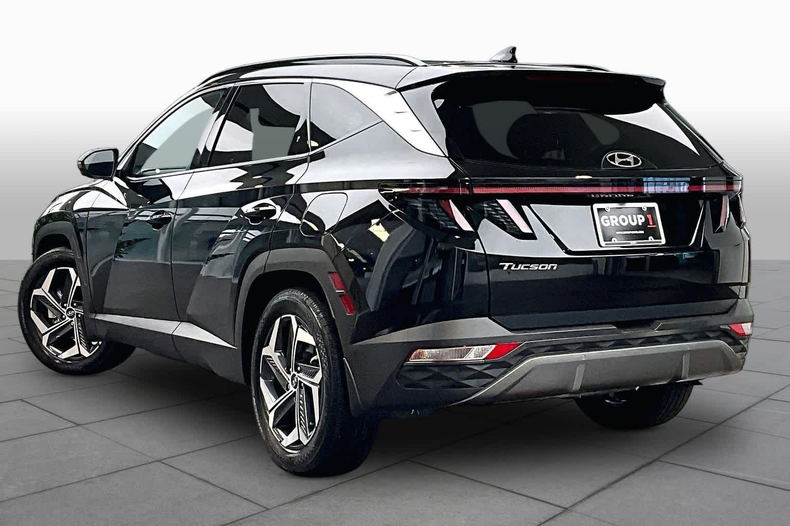 Used 2024 Black Pearl Hyundai Limited image 10