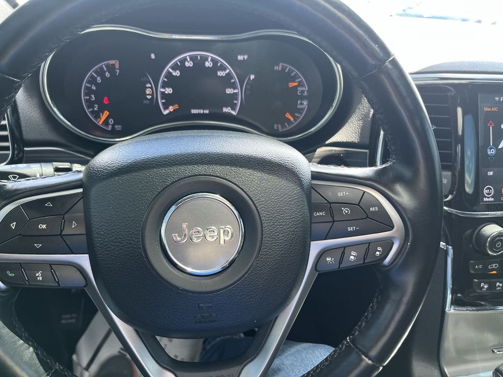 Used 2021 White Jeep Limited image 21