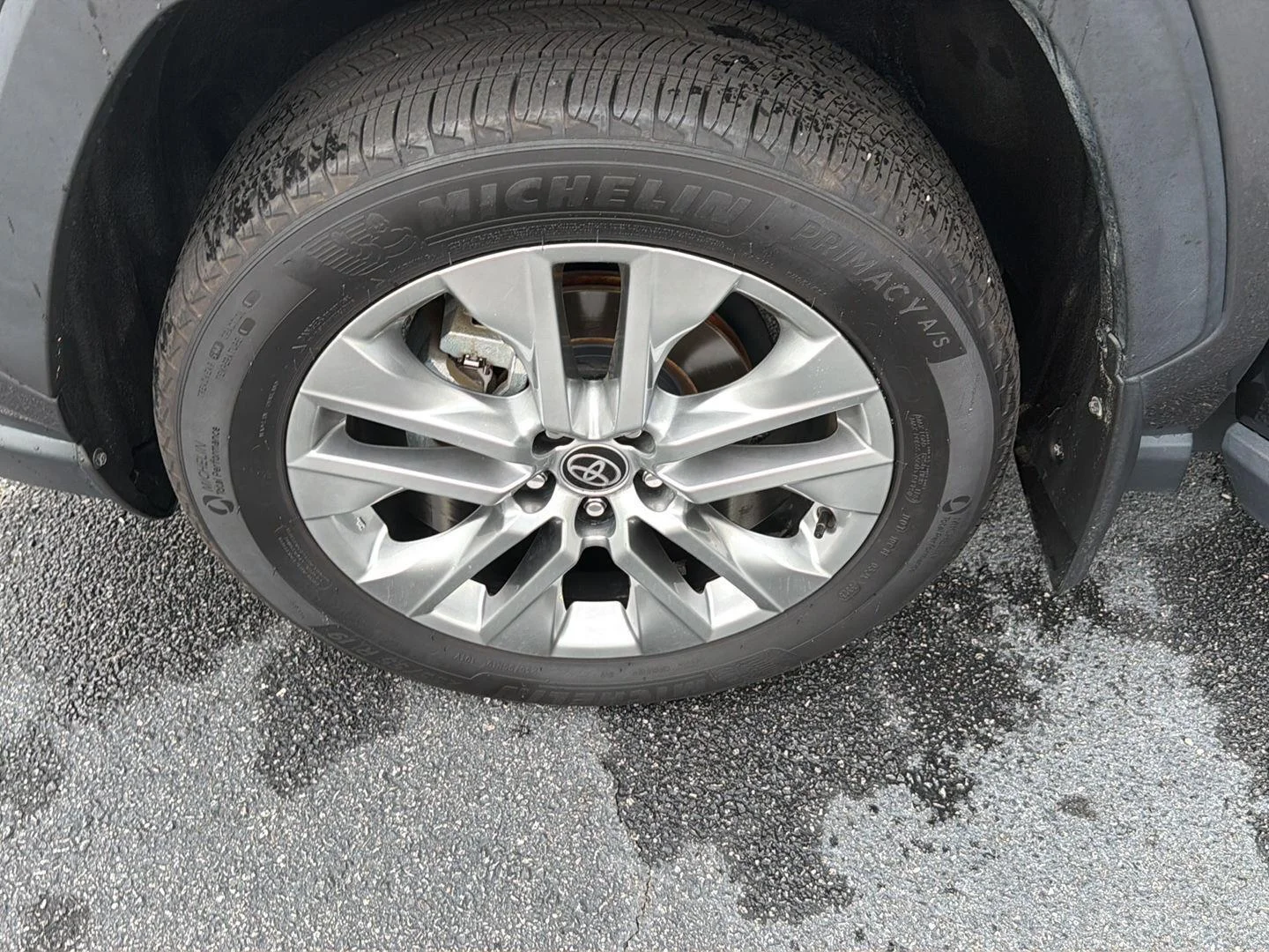 Certified Used 2024 Magnetic Gray Metallic Toyota XLE Premium image 38