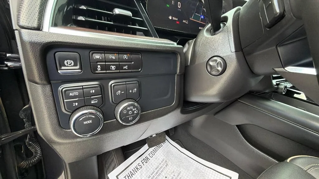 Used 2025 Dark Ash Metallic Chevrolet Premier image 20