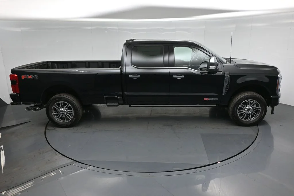 New 2026 Agate Black Metallic Ford Platinum image 40