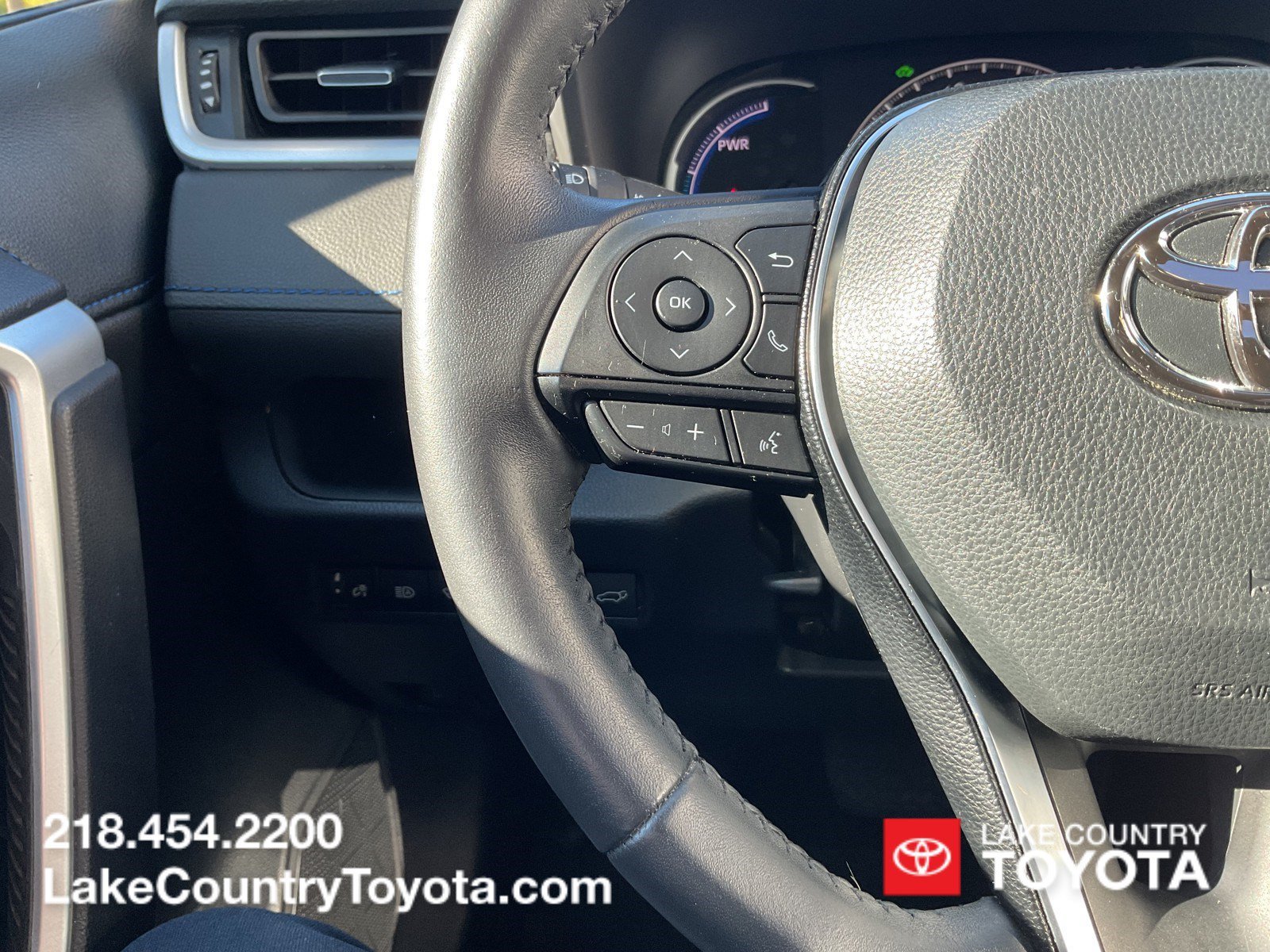 Used 2020 Blizzard Pearl Toyota XSE image 26