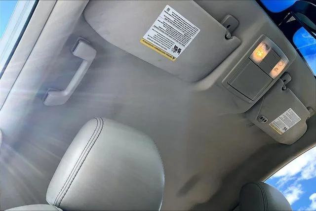 Used 2013 Silver Ford Limited image 21