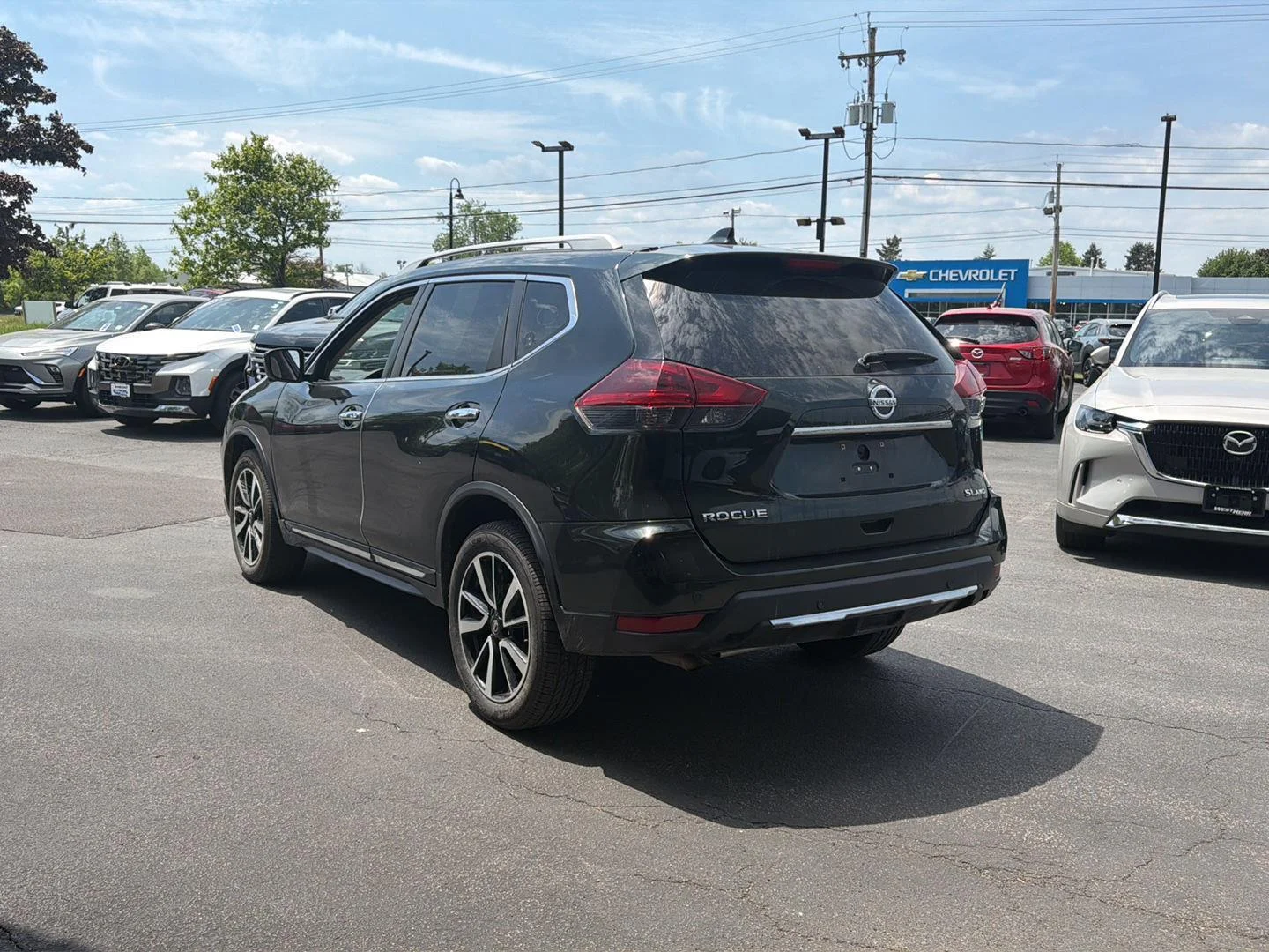 Used 2020 Midnight Pine Metallic Nissan SL image 4