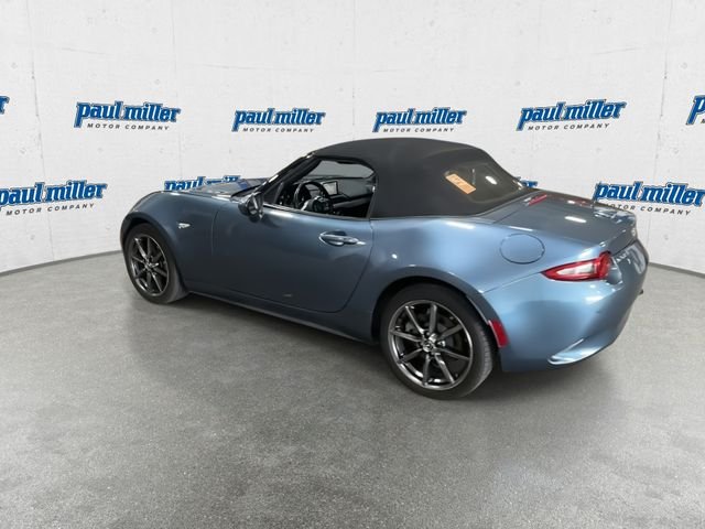 Used 2016 Blue Mazda Grand Touring image 8