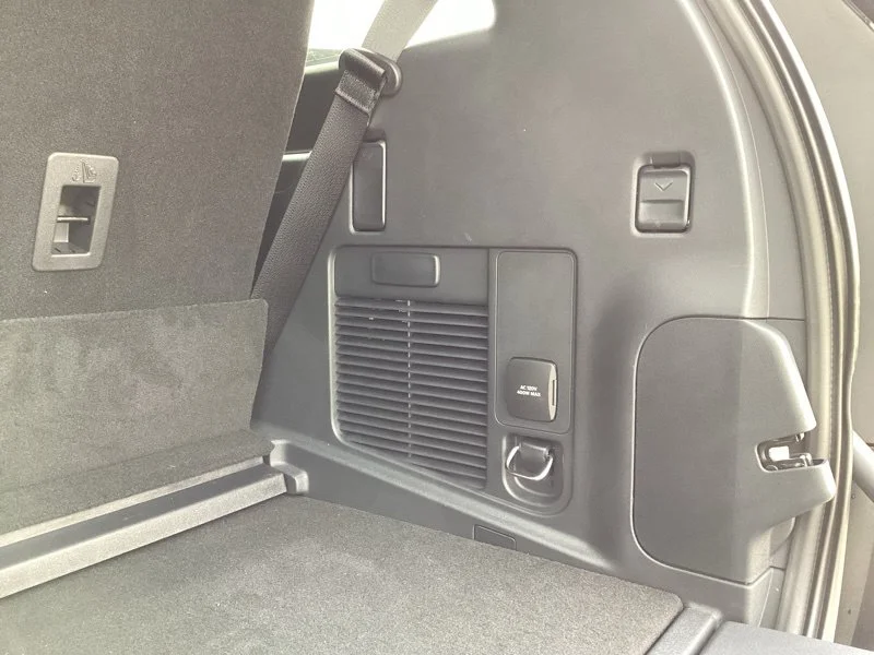 New 2026 Glacier Gray Metallic Tri-Coat Ford Platinum® image 16