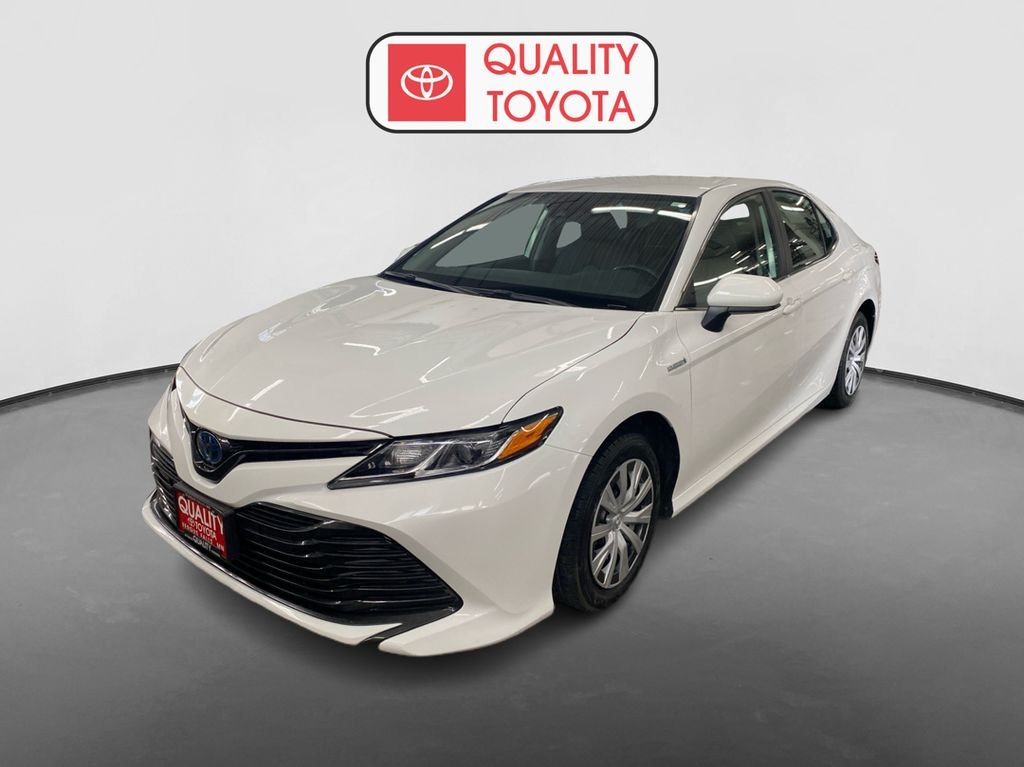 2019 Toyota Camry 2.5 Auto LE Hybrid's photo