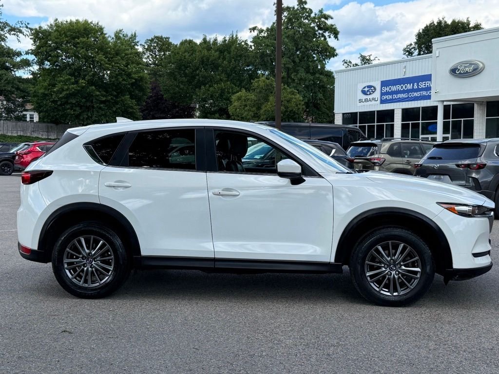 Used 2017 White Mazda Touring image 9