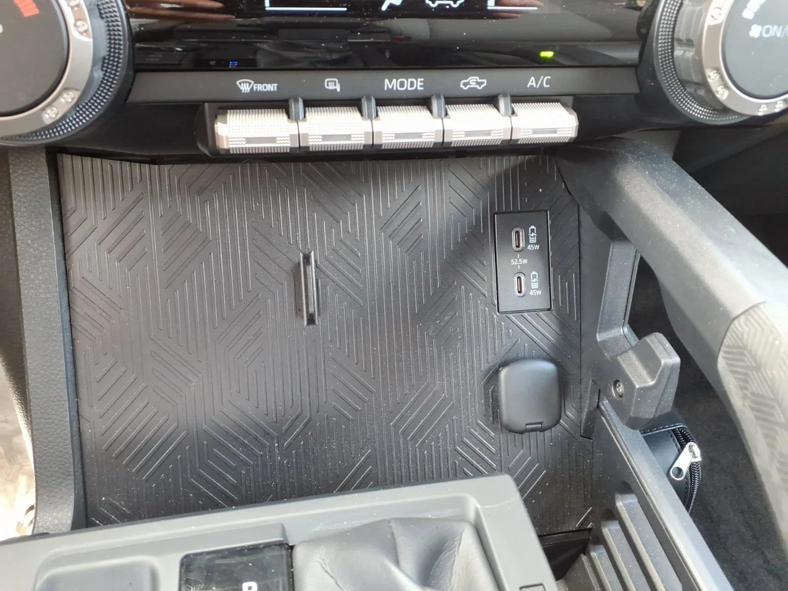 Used 2025 Celestial Silver Metallic Toyota SR5 image 30