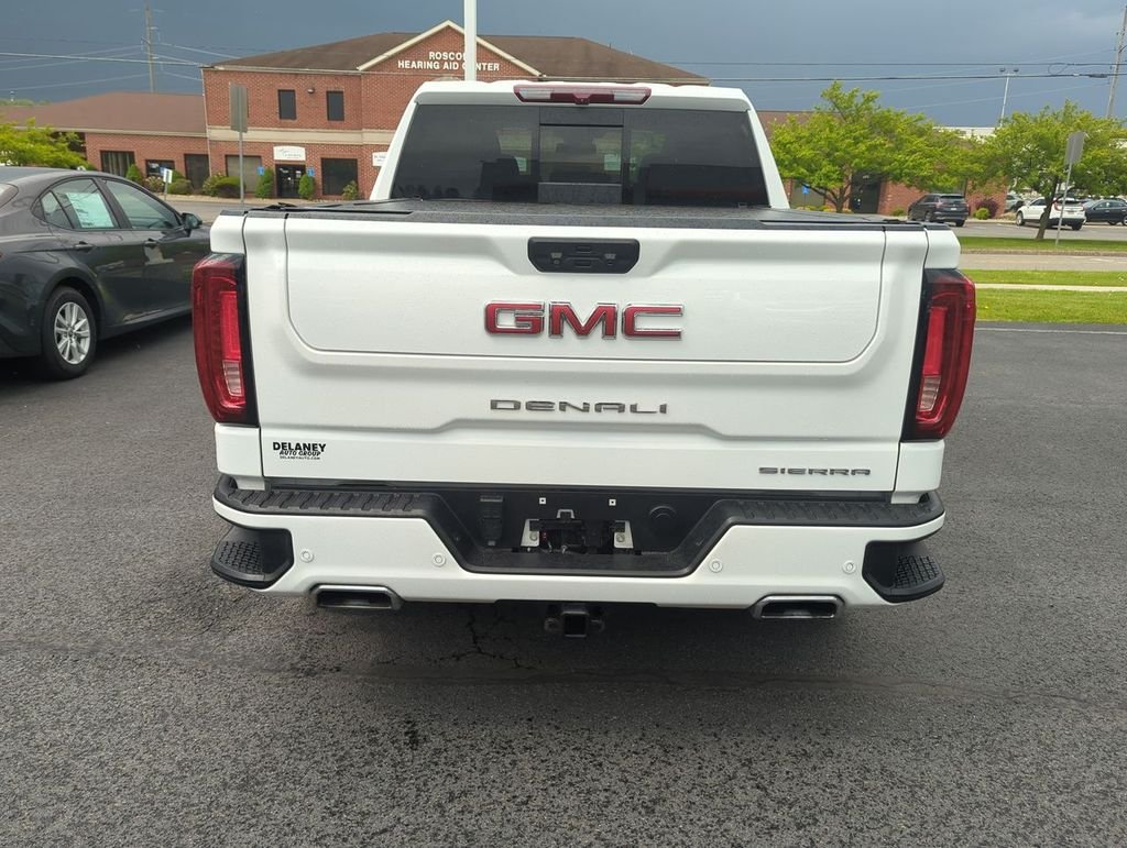 Used 2023 White GMC Denali image 7