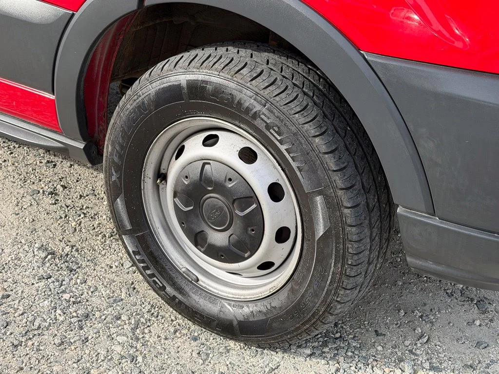Used 2015 Red Ford Base image 11