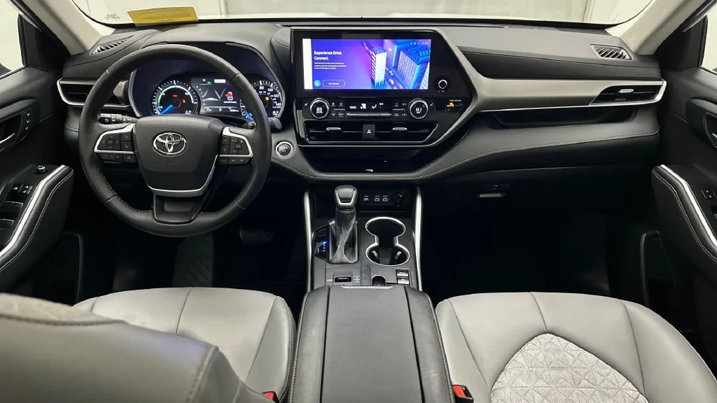 Used 2023 Beige Toyota Bronze Edition image 23
