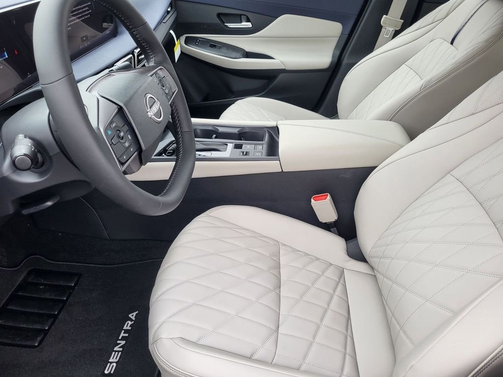 New 2026 Aspen White Tricoat Nissan SL image 8