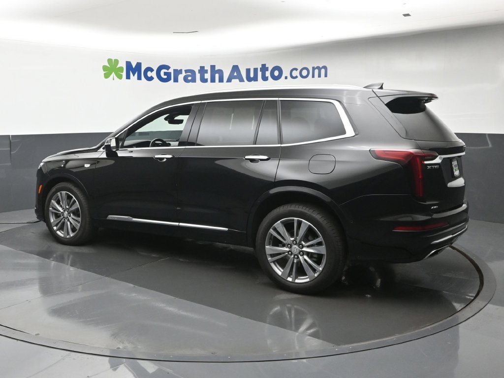 Used 2025 Black Cadillac Premium Luxury image 27