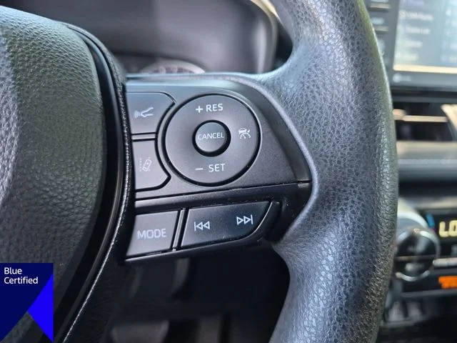 Used 2020 Black Toyota XLE image 19