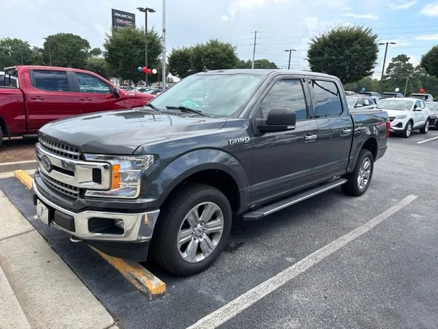 Used 2020 Gray Ford XLT image 1