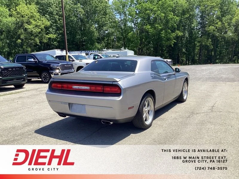 Used 2011 Gray Dodge R/T image 7