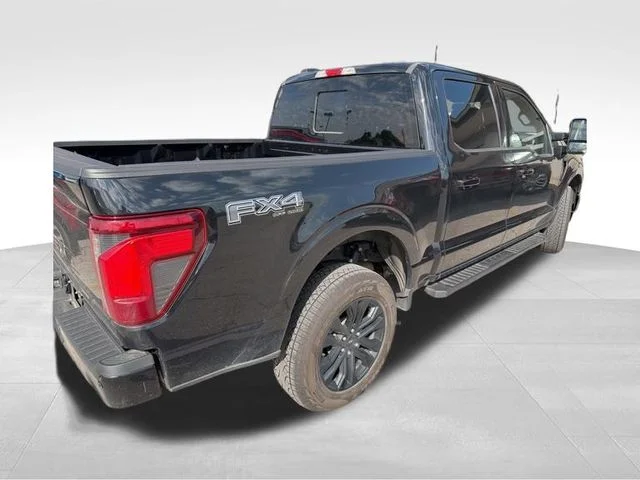 Used 2025 Black Ford XLT image 5