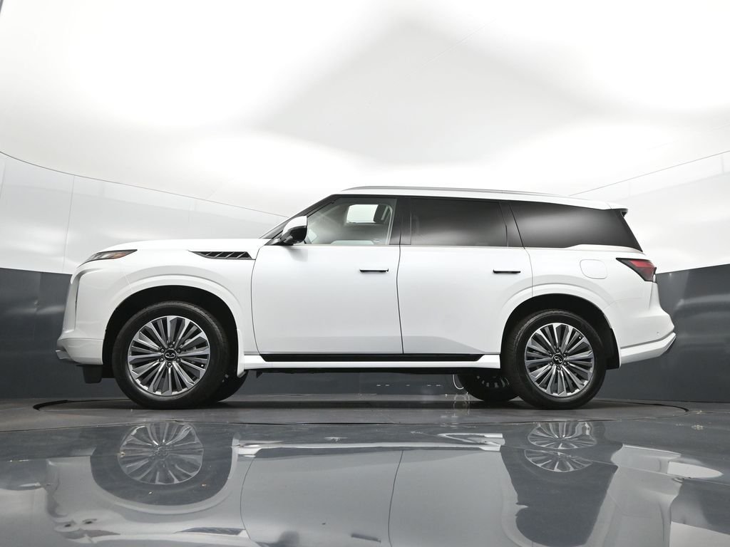 New 2026 RADIANT WHITE INFINITI Luxe 2WD image 40