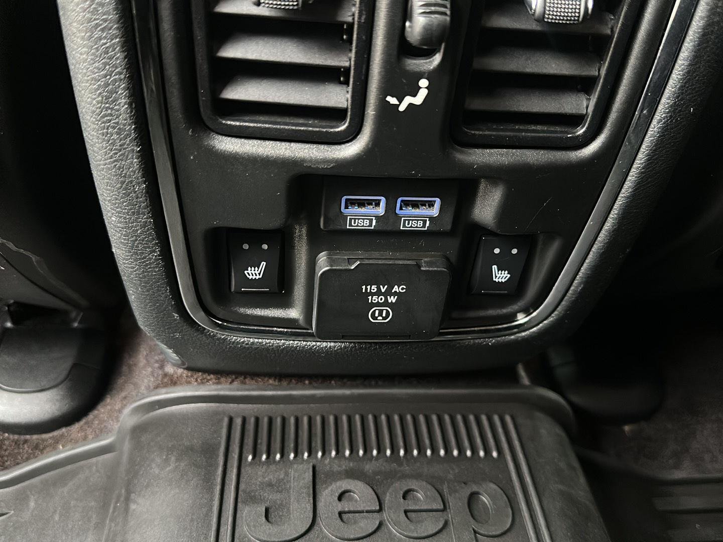 Used 2017 Bright White Clearcoat Jeep Limited image 32