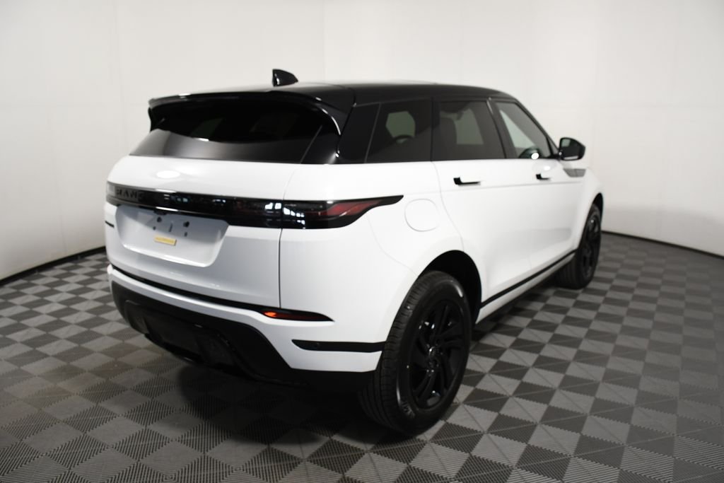 Certified Used 2026 Fuji White Land Rover S image 6