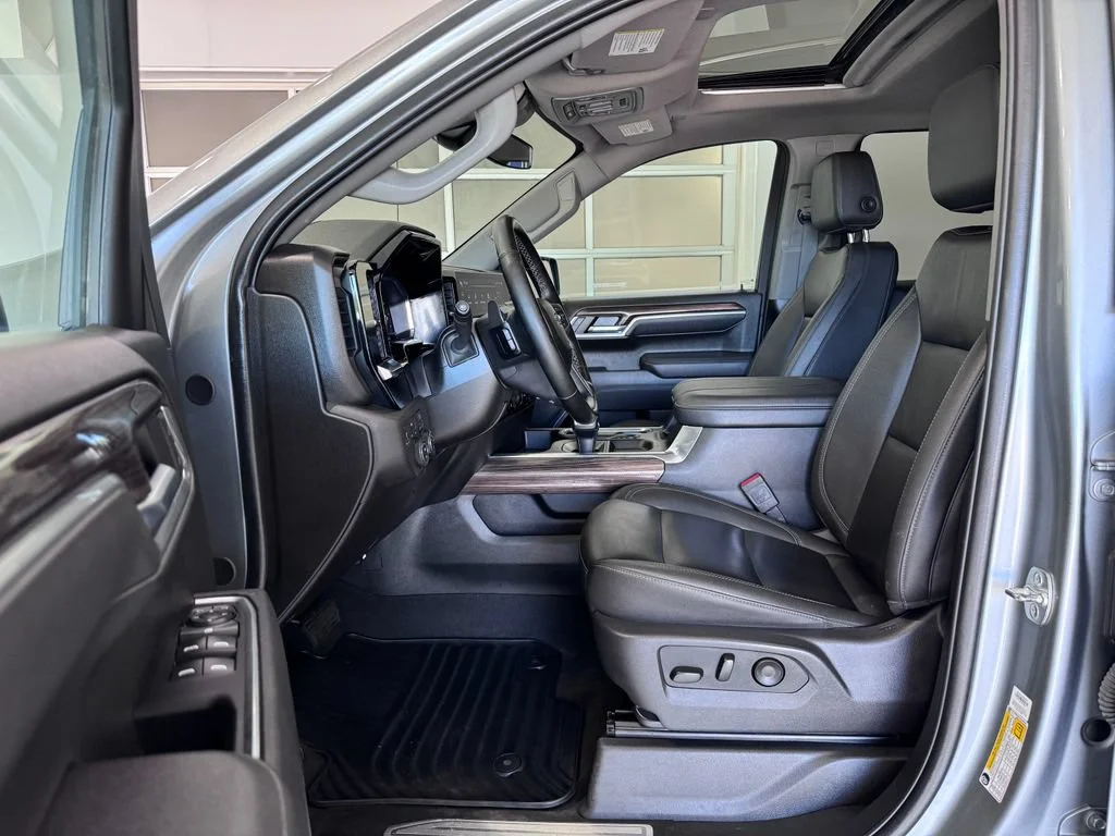 Certified Used 2025 Sterling Gray Metallic Chevrolet RST image 13