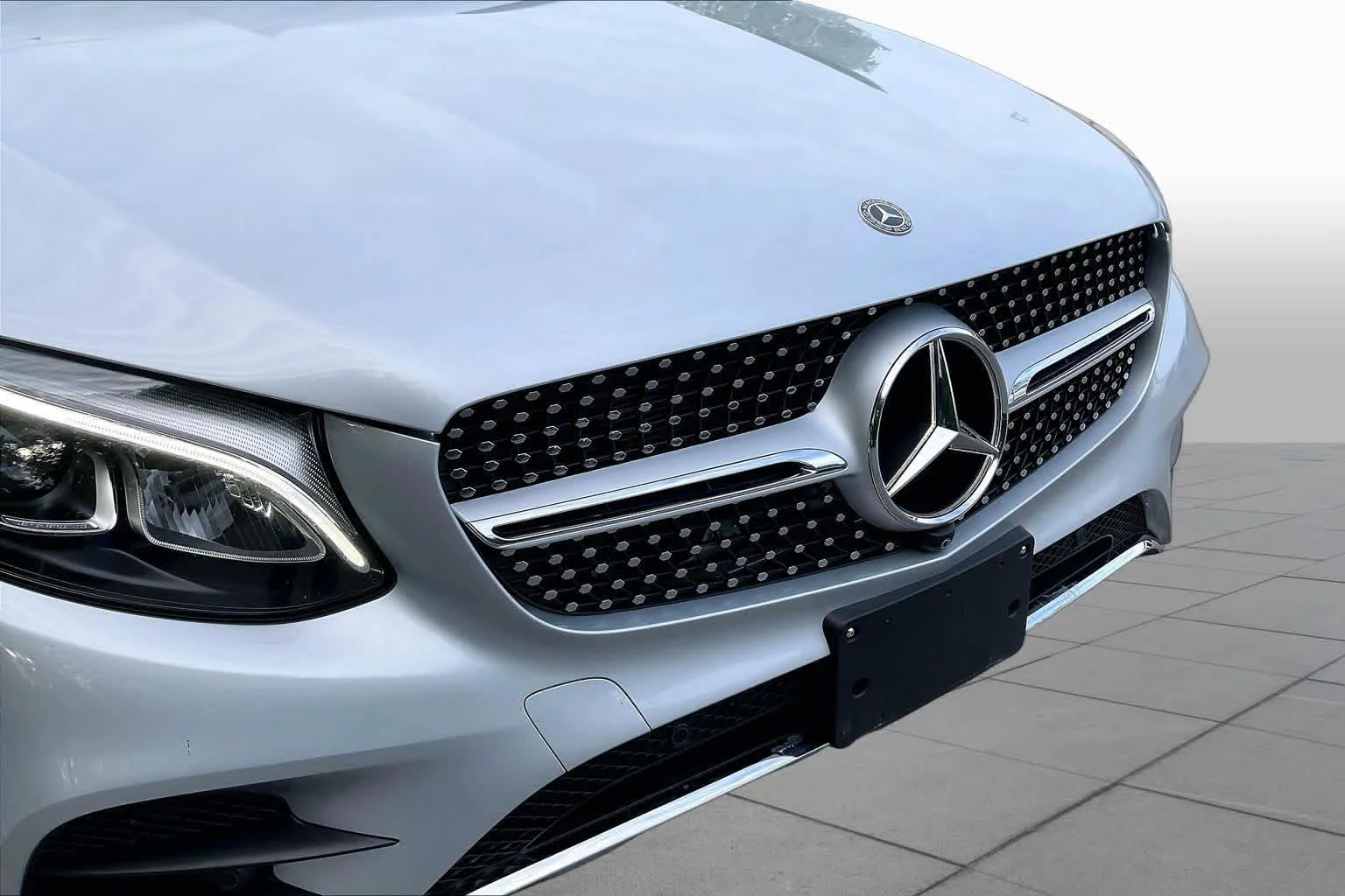 Used 2019 Iridium Silver Metallic Mercedes-Benz GLC 300 image 31